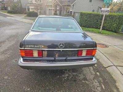 46744266 :رقم المزاد ، WDBCA45D9MA320337 vin ، 1987 Mercedes Benz 560 مزاد بيع
