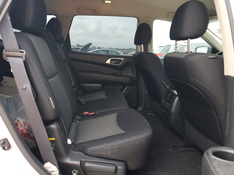 79708605 :رقم المزاد ، 5N1DR2MM8KC577386 vin ، 2019 Nissan Pathfinder مزاد بيع