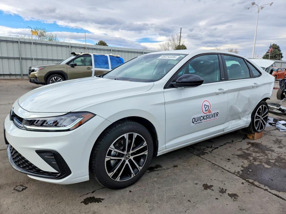 Auction sale of the 2025 Volkswagen Jetta, vin: 3VWBX7BU5SM067946, lot number: 46024326