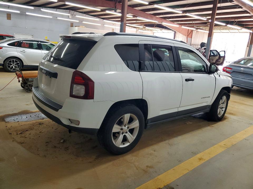 2016 Jeep Compass მანქანა იყიდება აუქციონზე, vin: 1C4NJDBB6GD650933, აუქციონის ნომერი: 47573906