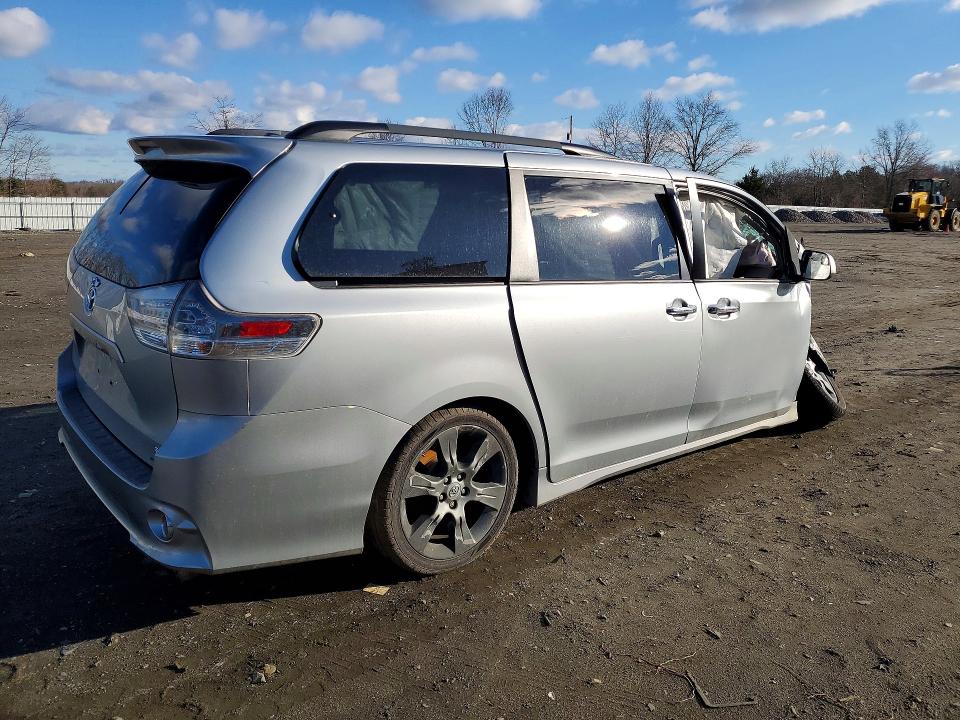 46295656 :رقم المزاد ، 5TDXK3DC0ES519553 vin ، 2014 Toyota Sienna مزاد بيع