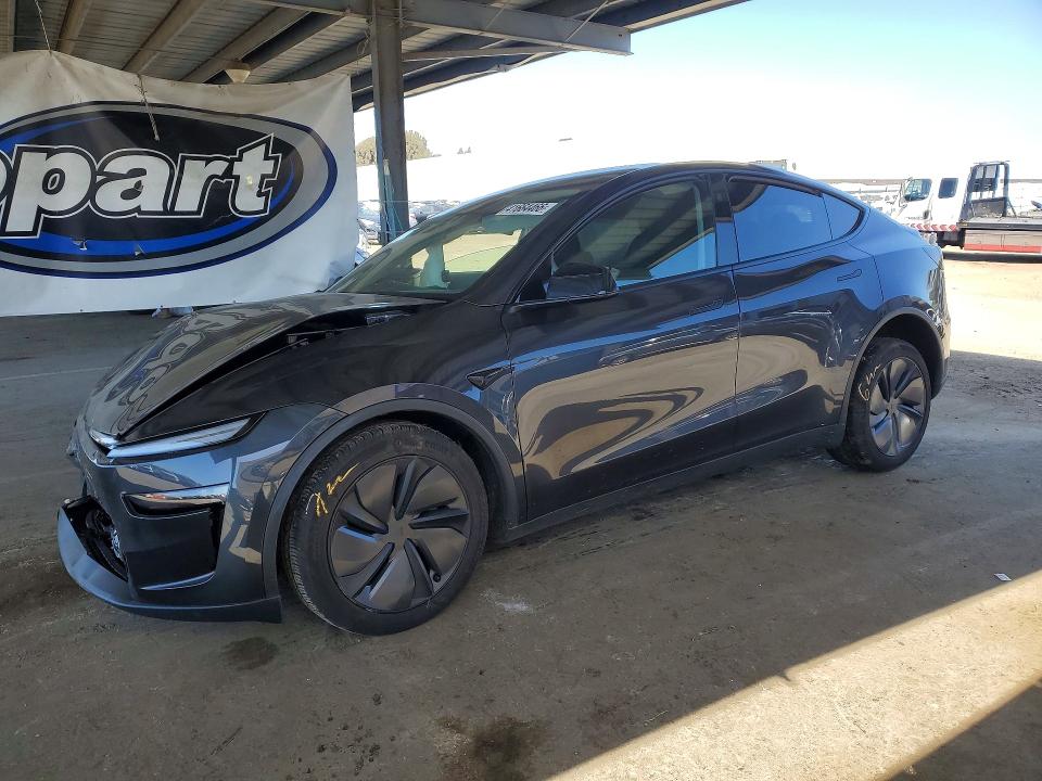 Auction sale of the 2026 Tesla Model Y, vin: 7SAYGDEEXTF561602, lot number: 41664466