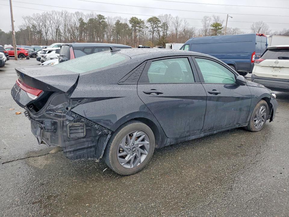 79576905 :رقم المزاد ، KMHLM4DG8RU668341 vin ، 2024 Hyundai Elantra مزاد بيع