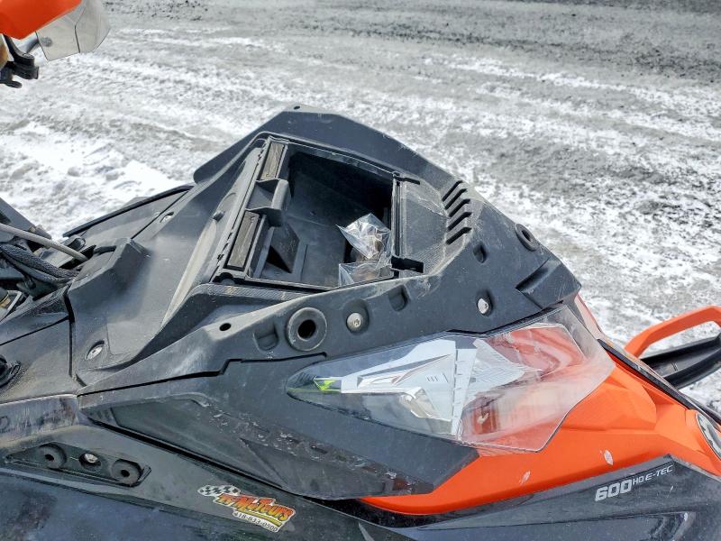 46417556 :رقم المزاد ، 2BPSUJGD8GV000024 vin ، 2016 Skid Renegade Backcountry 600 H.o. Rer مزاد بيع