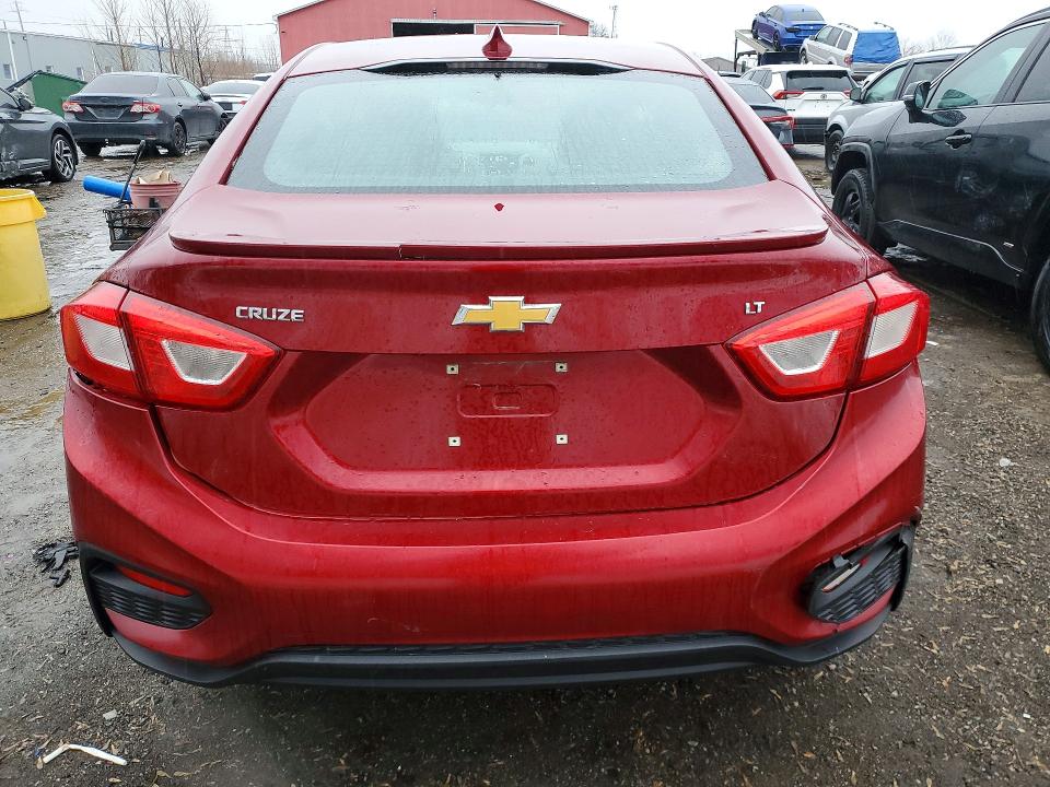 79974315 :رقم المزاد ، 1G1BE5SM9J7169992 vin ، 2018 Chevrolet Cruze مزاد بيع