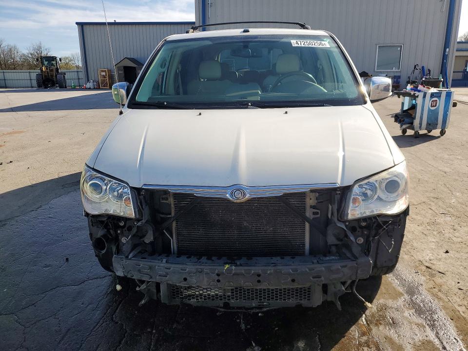 Продаж на аукціоні авто 2010 Chrysler Town & Country, vin: 2A4RR7DXXAR428298, номер лоту: 47250256
