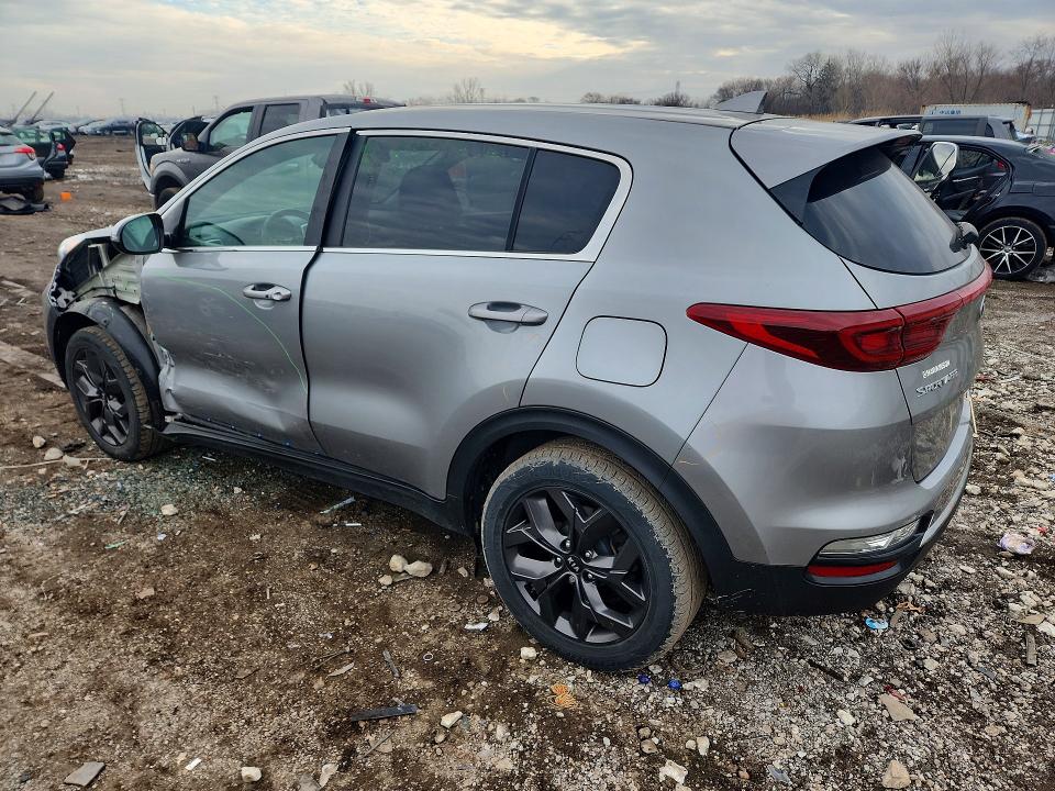 Продажа на аукционе авто 2022 Kia Sportage, vin: KNDPMCAC8N7965006, номер лота: 47011526