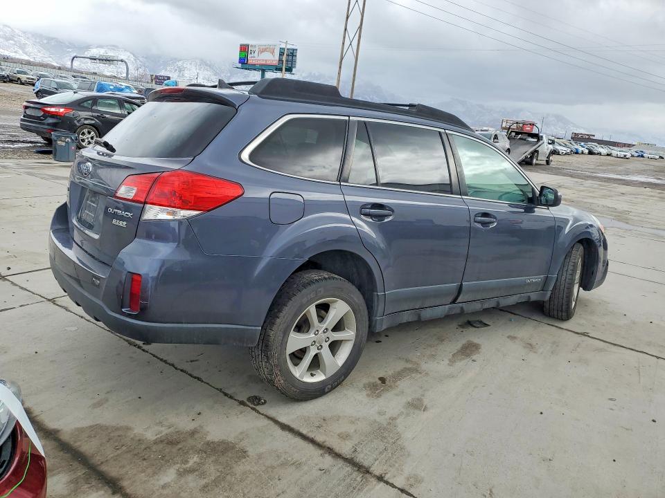 Продаж на аукціоні авто 2014 Subaru Outback, vin: 4S4BRBCC9E3272581, номер лоту: 79362125