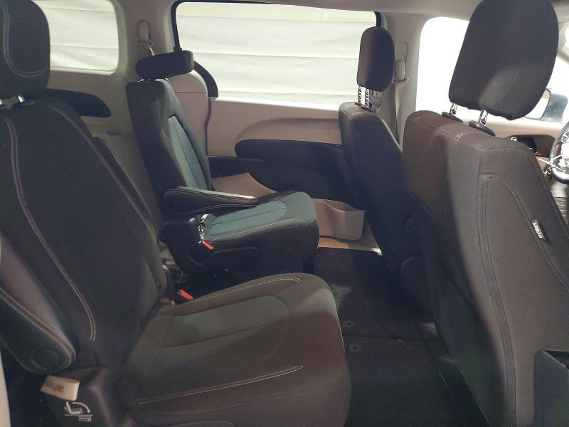 79370175 :رقم المزاد ، 2C4RC1CG4MR571984 vin ، 2021 Chrysler Voyager مزاد بيع