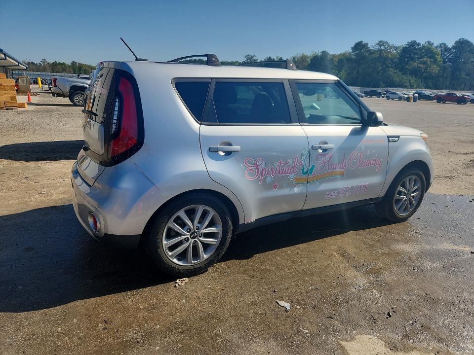 Продаж на аукціоні авто 2018 Kia Soul, vin: KNDJP3A57J7590850, номер лоту: 47708016
