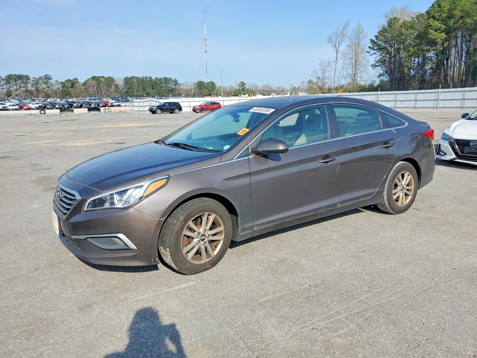45560266 :رقم المزاد ، 5NPE24AF0GH282650 vin ، 2016 Hyundai Sonata مزاد بيع