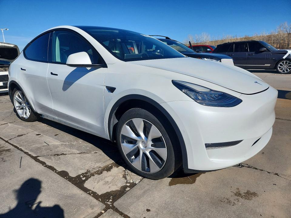45446756 :رقم المزاد ، 5YJYGDEE1LF026235 vin ، 2020 Tesla Model Y مزاد بيع