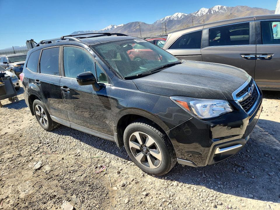 Продаж на аукціоні авто 2018 Subaru Forester, vin: JF2SJAEC5JH428102, номер лоту: 41669016