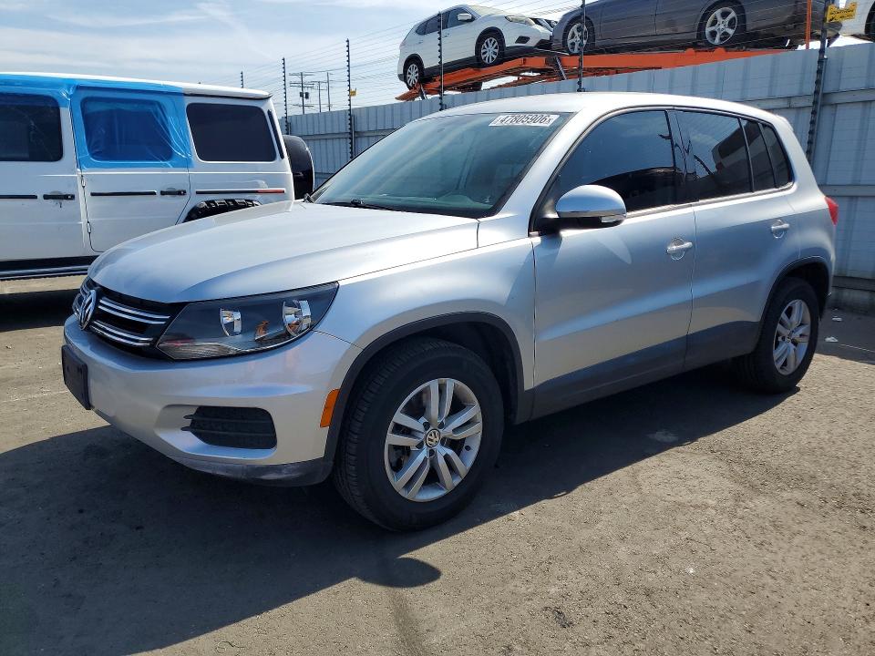 47805906 :رقم المزاد ، WVGBV3AX2EW586658 vin ، 2014 Volkswagen Tiguan مزاد بيع