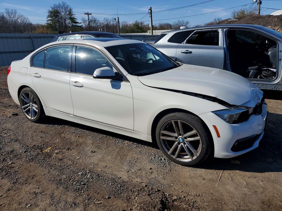 2016 Bmw 328 მანქანა იყიდება აუქციონზე, vin: WBA8E3C52GK502579, აუქციონის ნომერი: 41756866