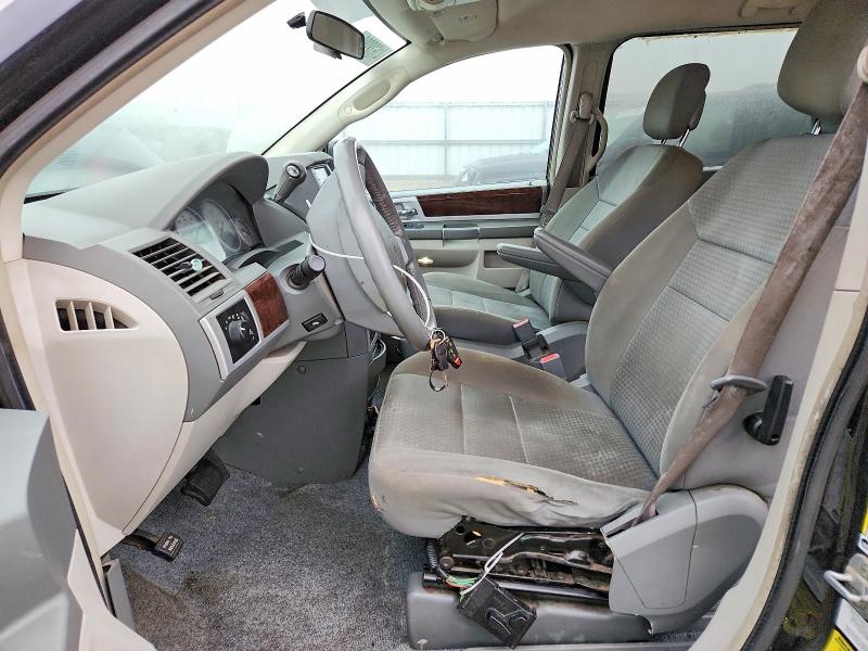 2010 Chrysler Town & Country მანქანა იყიდება აუქციონზე, vin: 2A4RR5D14AR415384, აუქციონის ნომერი: 41638986