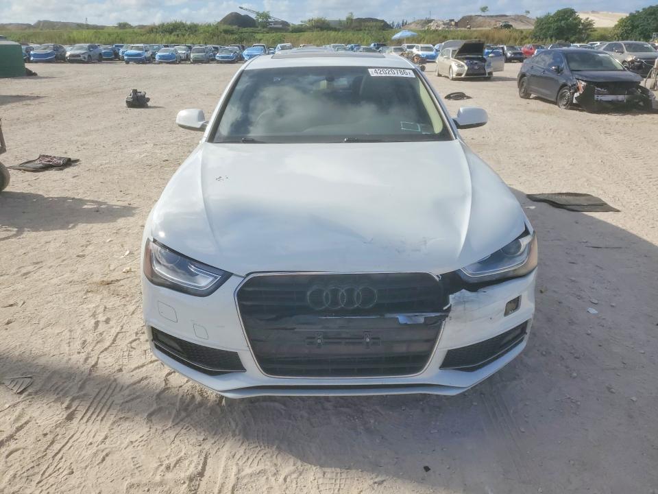 42020786 :رقم المزاد ، WAUAFAFL3GN007996 vin ، 2016 Audi A4 مزاد بيع