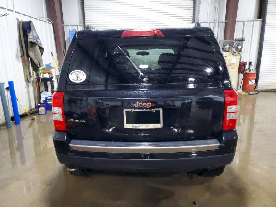 46309926 :رقم المزاد ، 1C4NJRBB0GD737188 vin ، 2016 Jeep Patriot مزاد بيع