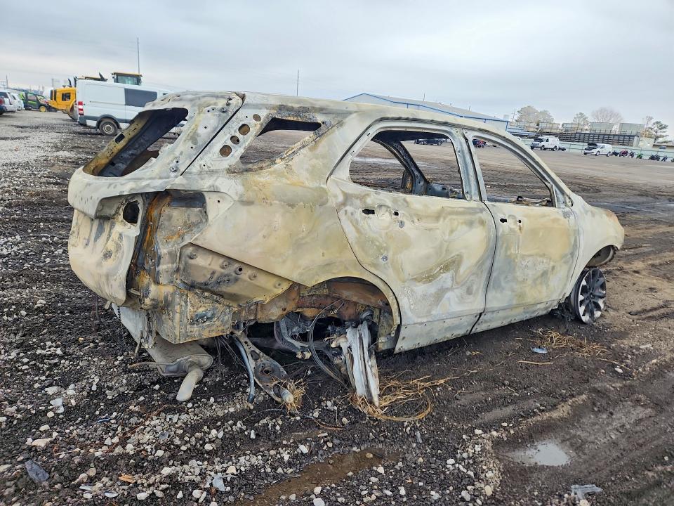 Продажа на аукционе авто 2019 Chevrolet Equinox, vin: 2GNAXHEV2K6143892, номер лота: 79943275