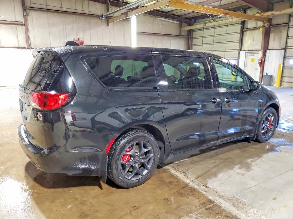 46653916 :رقم المزاد ، 2C4RC1FG3LR100421 vin ، 2020 Chrysler Pacifica مزاد بيع