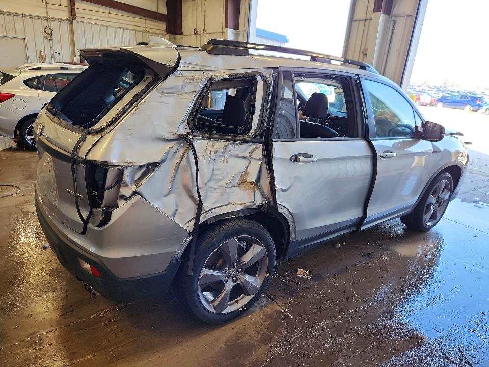 46241196 :رقم المزاد ، 5FNYF7H90KB002283 vin ، 2019 Honda Passport مزاد بيع