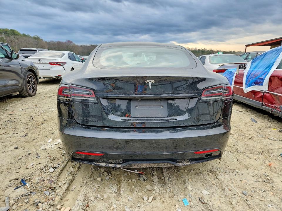 46823386 :رقم المزاد ، 5YJSA1E56NF479047 vin ، 2022 Tesla Model S مزاد بيع