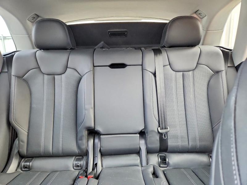 47074546 :رقم المزاد ، WA1EAAFY6N2027683 vin ، 2022 Audi Q5 مزاد بيع