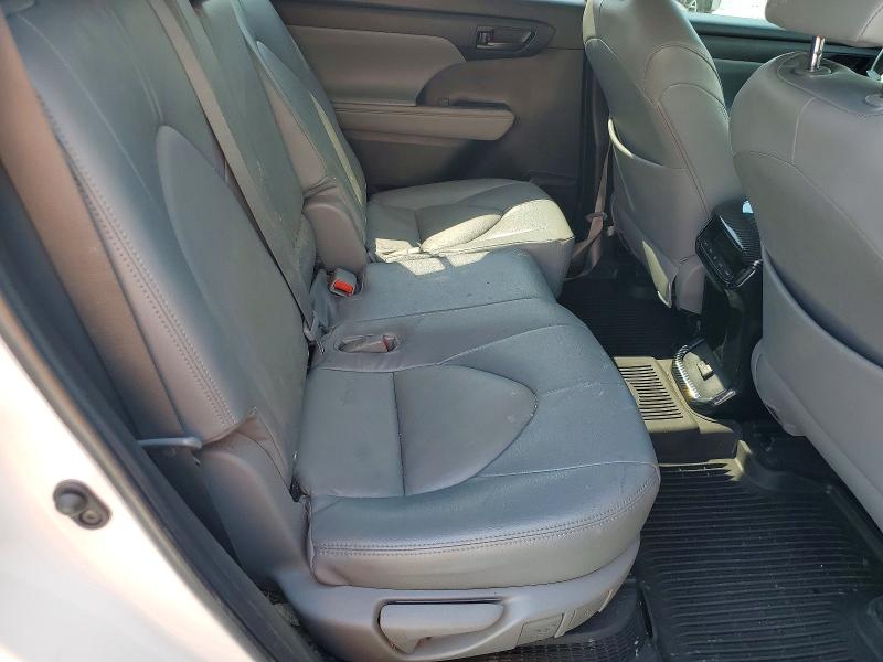Продажа на аукционе авто 2023 Toyota Highlander Hybrid, vin: 5TDBBRCH7PS106753, номер лота: 47658726