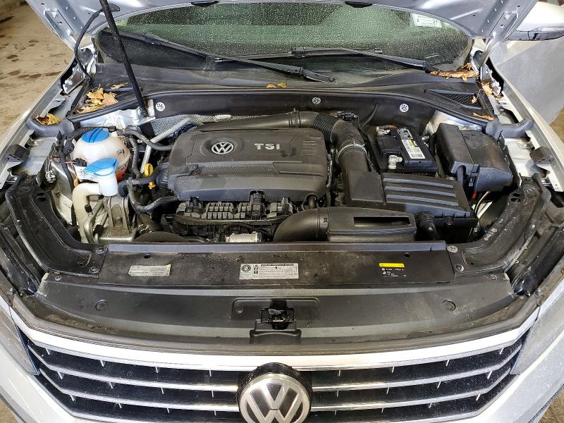 79165345 :رقم المزاد ، 1VWBT7A31HC031850 vin ، 2017 Volkswagen Passat مزاد بيع