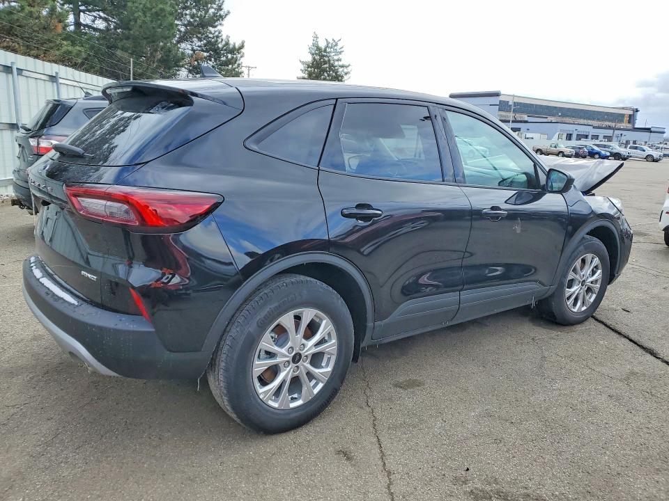 2025 Ford Escape მანქანა იყიდება აუქციონზე, vin: 1FMCU9GN9SUB68377, აუქციონის ნომერი: 46090676