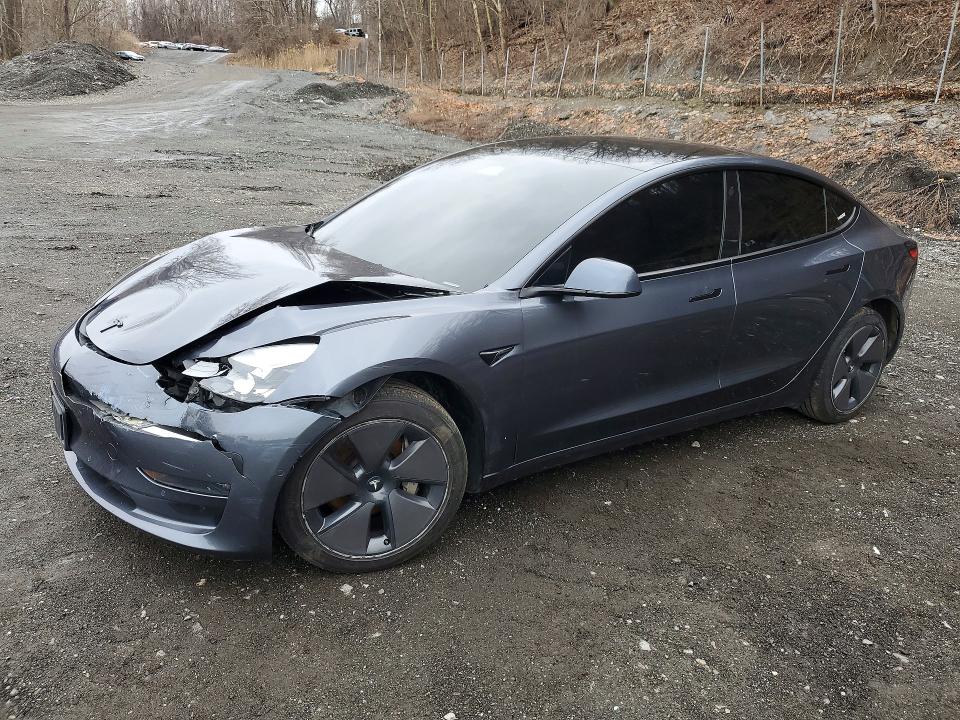 Продаж на аукціоні авто 2022 Tesla Model 3, vin: 5YJ3E1EB5NF349811, номер лоту: 45846106
