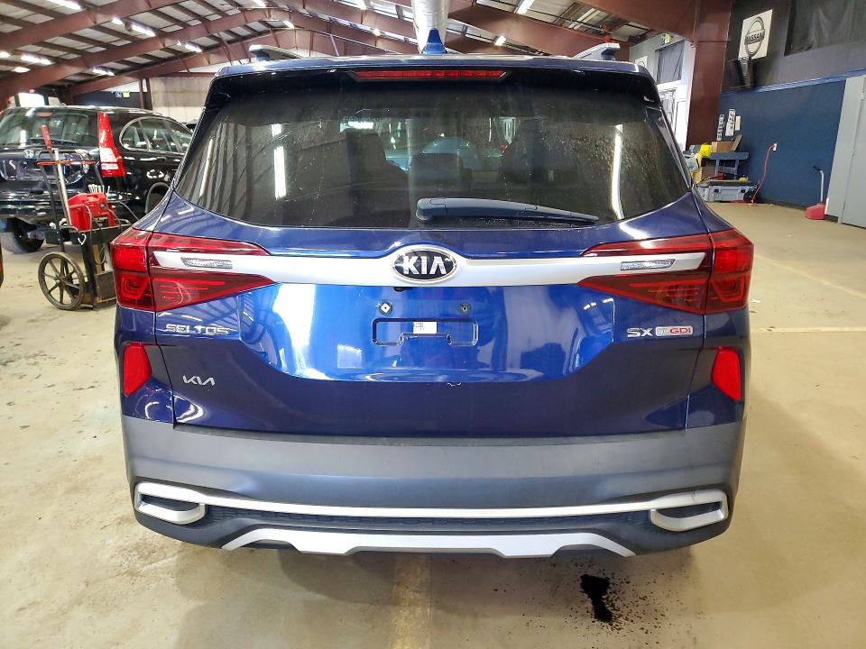 2021 Kia Seltos მანქანა იყიდება აუქციონზე, vin: KNDETCA26M7051644, აუქციონის ნომერი: 46925866