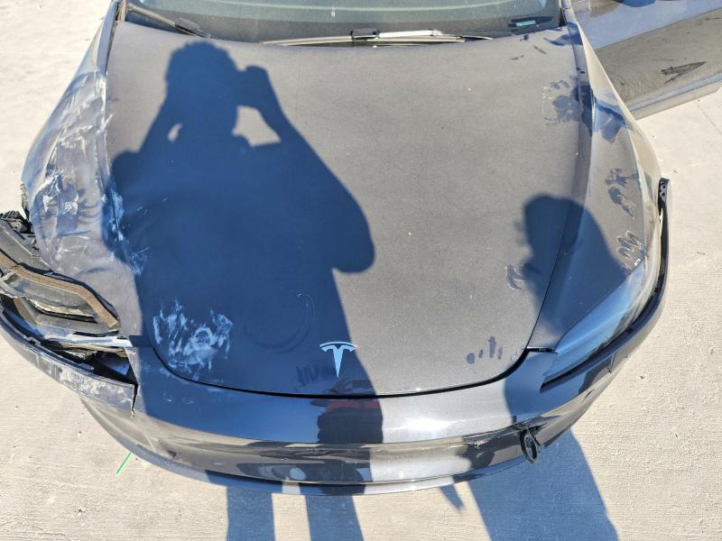 47648016 :رقم المزاد ، 5YJ3E1EA1SF055437 vin ، 2025 Tesla Model 3 مزاد بيع