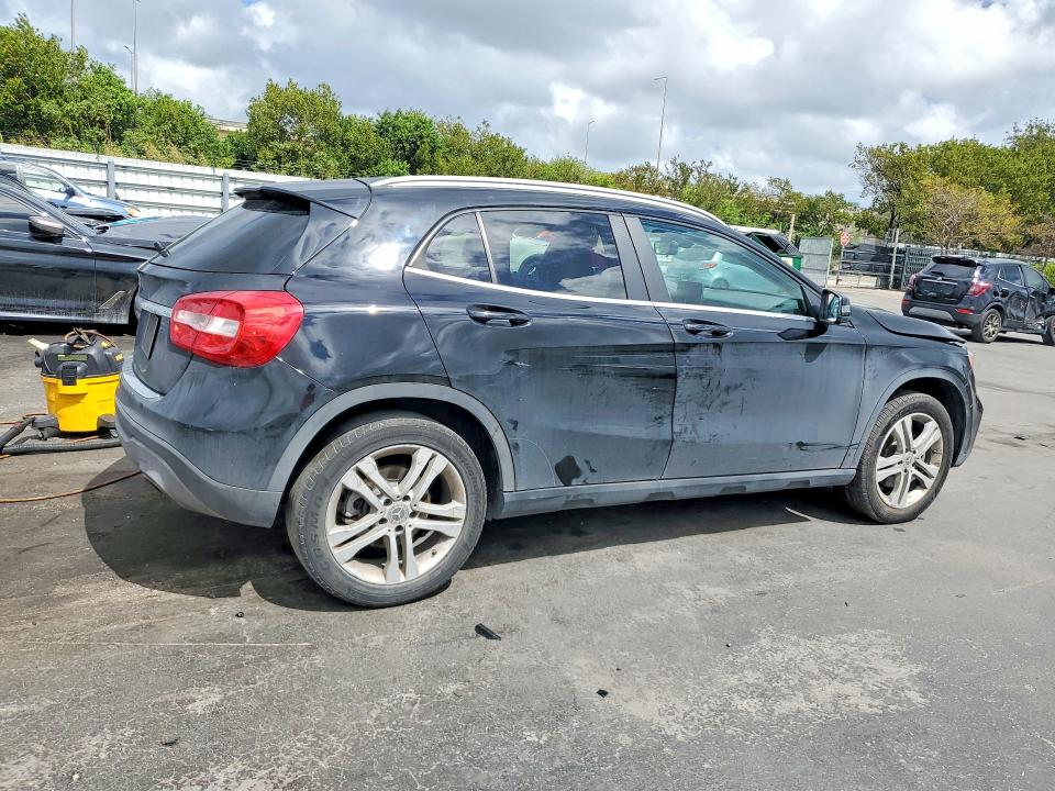 Aukcja sprzedaży 2018 Mercedes-benz Gla, vin: WDCTG4EB2JJ519549, numer aukcji: 79797295