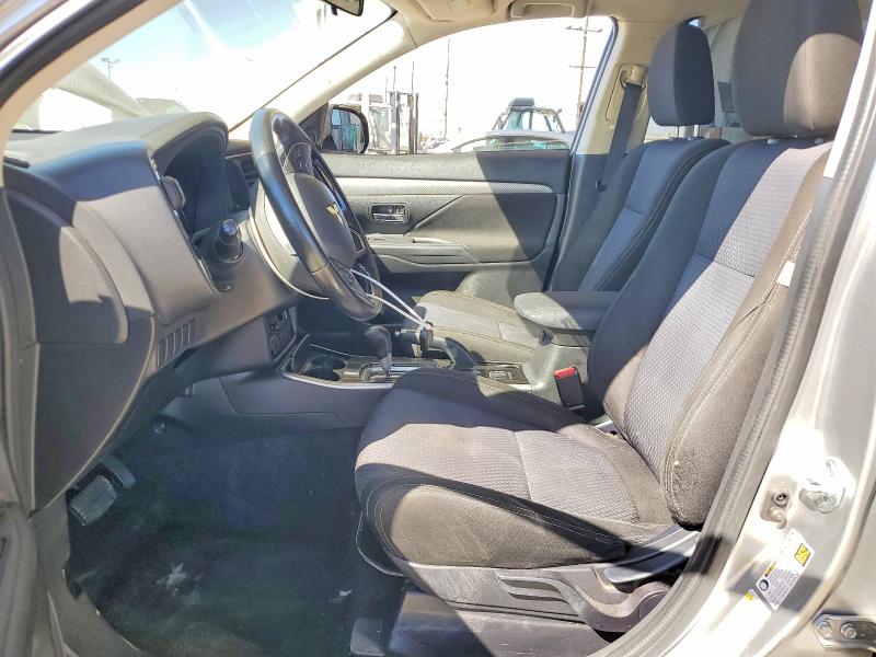 Продаж на аукціоні авто 2018 Mitsubishi Outlander, vin: JA4AD3A3XJJ004288, номер лоту: 47037176