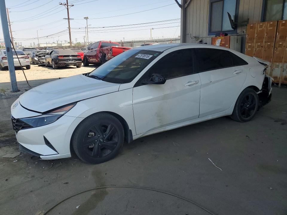 Auction sale of the 2023 Hyundai Elantra, vin: 5NPLM4AG2PH093282, lot number: 47576516