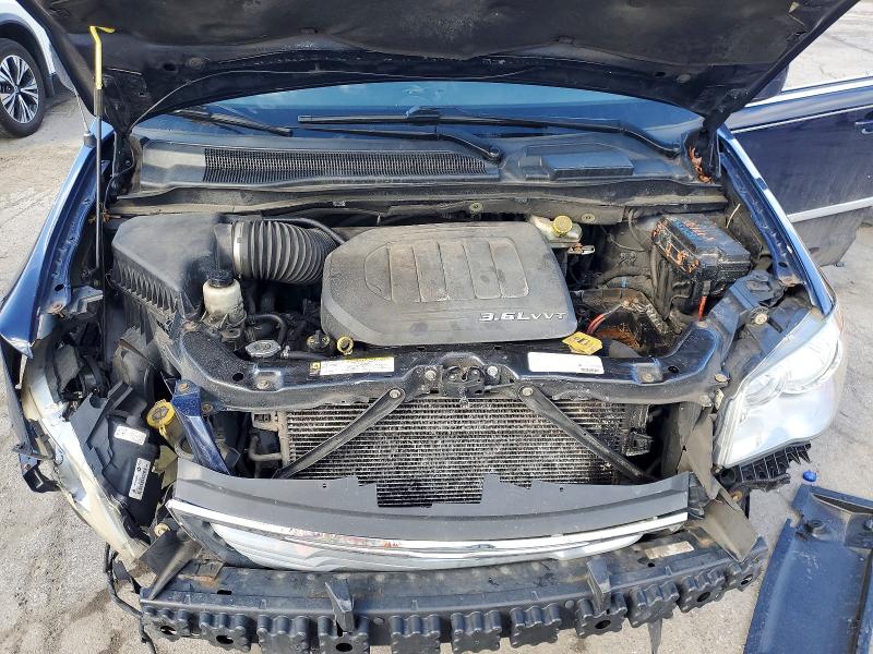 2013 Chrysler Town & Country მანქანა იყიდება აუქციონზე, vin: 2C4RC1BG5DR565340, აუქციონის ნომერი: 41979326