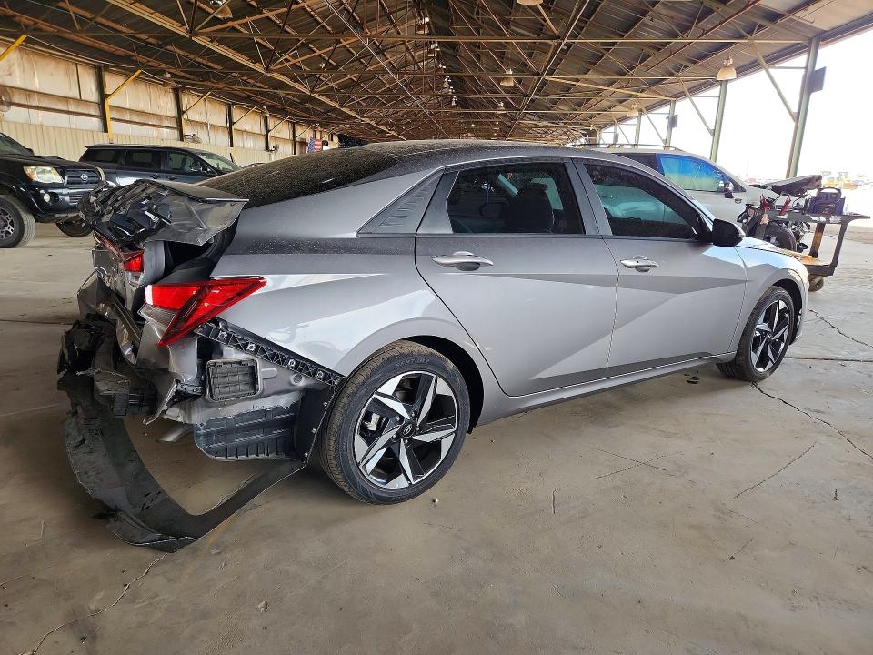 2023 Hyundai Elantra მანქანა იყიდება აუქციონზე, vin: KMHLS4AG2PU592591, აუქციონის ნომერი: 48361746