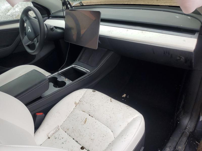 41822306 :رقم المزاد ، 7SAYGDED3RF111046 vin ، 2024 Tesla Model Y مزاد بيع