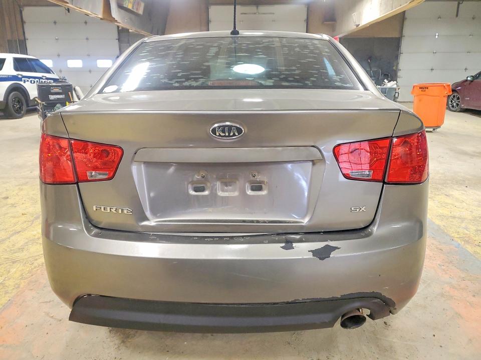 46371126 :رقم المزاد ، KNAFW4A30A5227862 vin ، 2010 Kia Forte مزاد بيع
