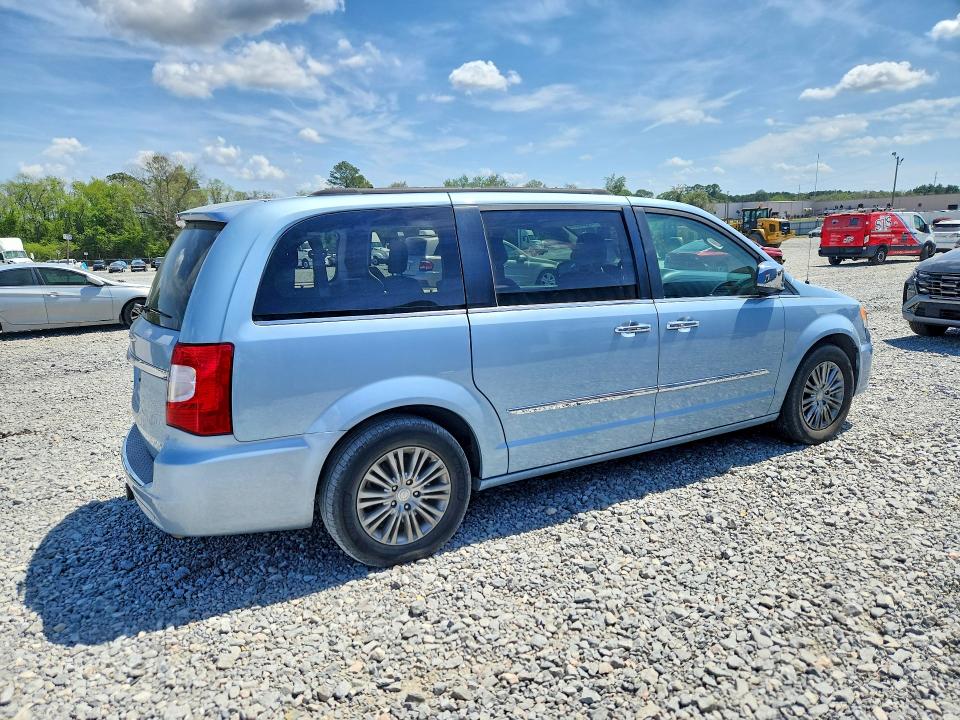 2016 Chrysler Town & Country მანქანა იყიდება აუქციონზე, vin: 2C4RC1CG0GR255583, აუქციონის ნომერი: 48355056