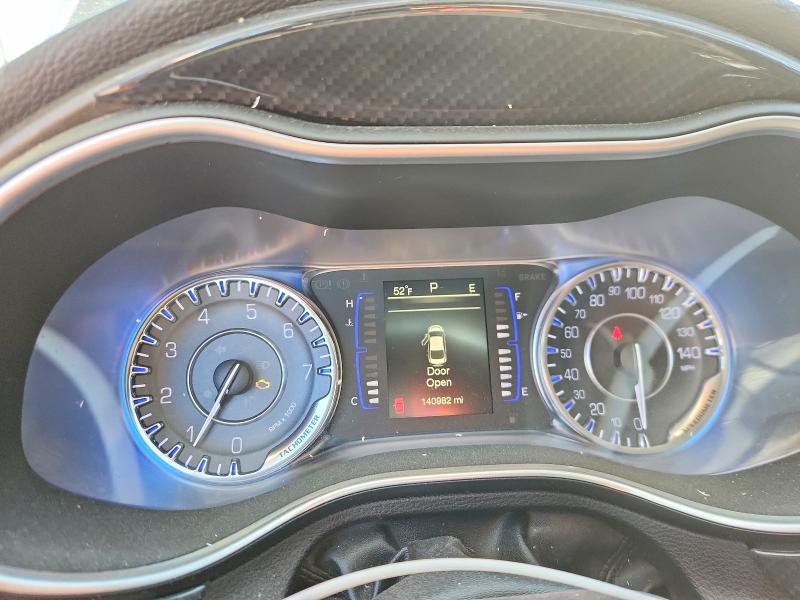 46722256 :رقم المزاد ، 1C3CCCAB4GN166299 vin ، 2016 Chrysler 200 مزاد بيع
