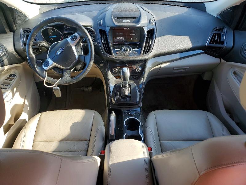 2015 Ford Escape მანქანა იყიდება აუქციონზე, vin: 1FMCU0JXXFUA31119, აუქციონის ნომერი: 41689906