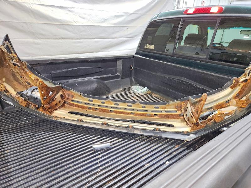 2000 Toyota Tundra მანქანა იყიდება აუქციონზე, vin: 5TBBT4412YS076461, აუქციონის ნომერი: 46265866