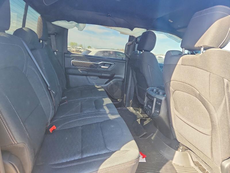 46284436 :رقم المزاد ، 1C6SRFFT4TN233431 vin ، 2026 Ram 1500 مزاد بيع