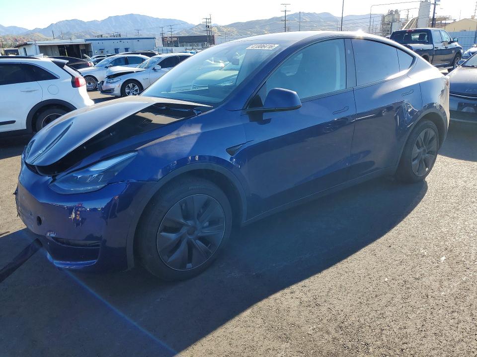 Продаж на аукціоні авто 2024 Tesla Model Y, vin: 7SAYGDED3RF170470, номер лоту: 41806416