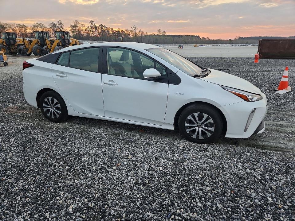 2021 Toyota Prius მანქანა იყიდება აუქციონზე, vin: JTDL9MFU0M3029572, აუქციონის ნომერი: 47716516