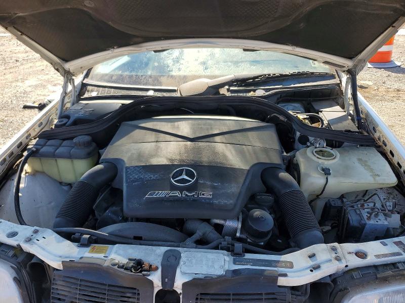 1999 Mercedes-benz C მანქანა იყიდება აუქციონზე, vin: WDBHA33G0XF850856, აუქციონის ნომერი: 46018576