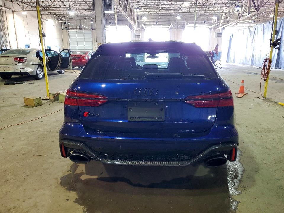 46674606 :رقم المزاد ، WUA1CBF27MN901796 vin ، 2021 Audi Rs6 مزاد بيع