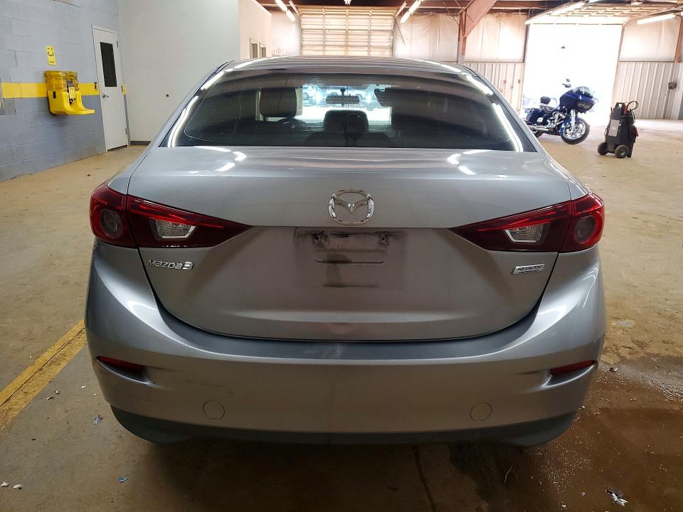 42057026 :رقم المزاد ، 3MZBM1U79FM165316 vin ، 2015 Mazda 3 مزاد بيع